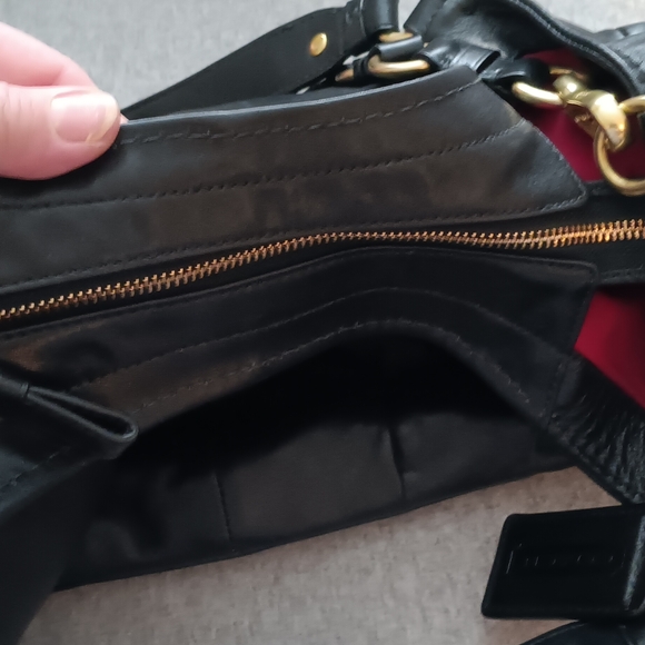 Coach Black Leather Shoulder Bag - Picture 5 of 12